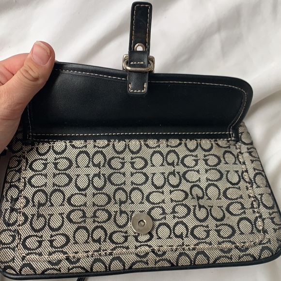 Vintage coach wallet authentic minor wear. - Picture 4 of 7